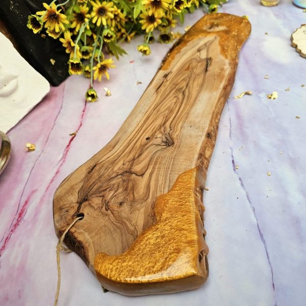 Wood and Resin - Image 8