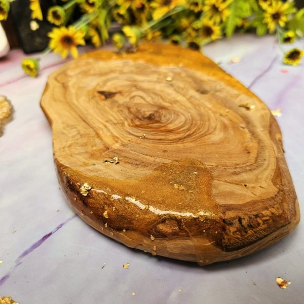 Wood and Resin - Image 12