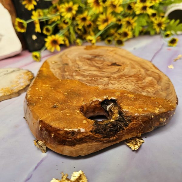 Wood and Resin - Image 11